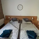 Nordsicht Lindenhof - Ruhe, Und Nordseeluft In Ostfriesland Geniessen * Άουριχ
